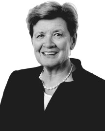 Dr Monica Mächler